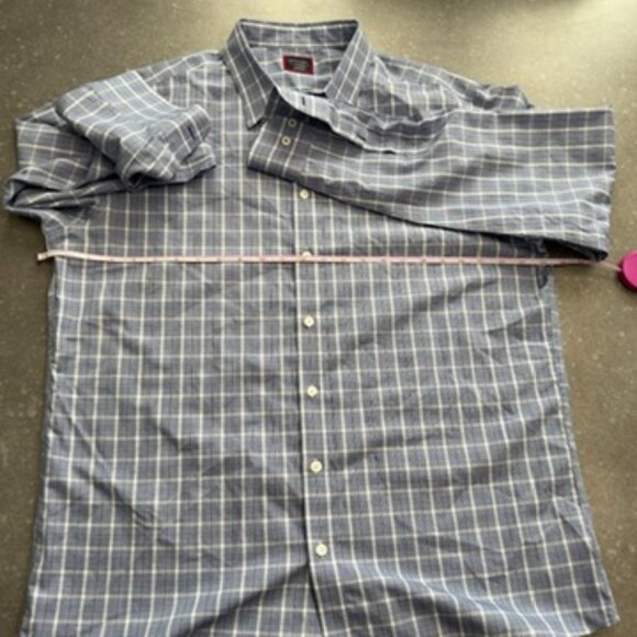 UNTUCKit Blue & White Plaid Wrinkle-Free Button-Down Shirt – Size XL Tall - Picture 15 of 16